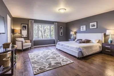 Floors & Tiles