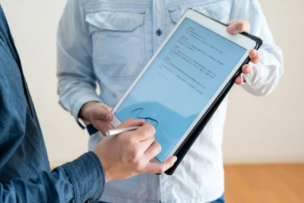 Expert witness reviewing property damage documents for a homeowner insurance dispute in Australia
