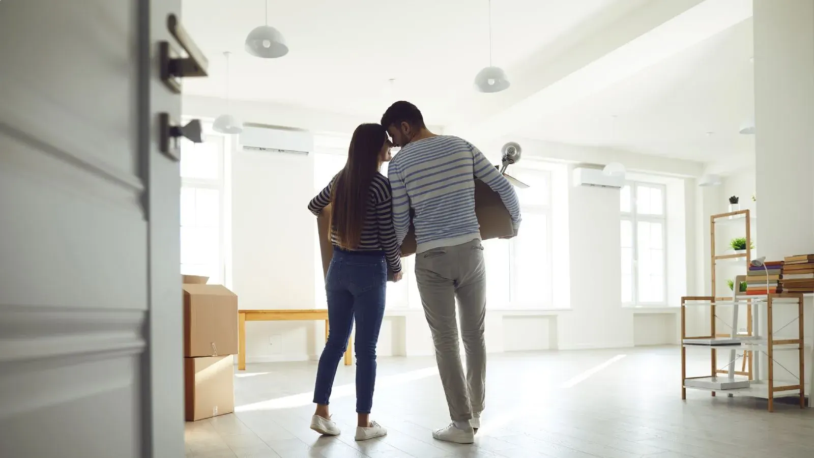Building inspector assessing a Gold Coast investment property during a pre-purchase inspection