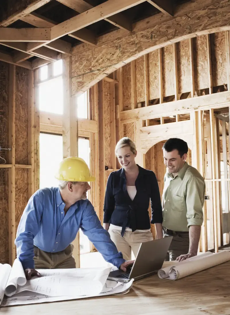 Licensed building inspector conducting a pre-purchase home inspection in Australia